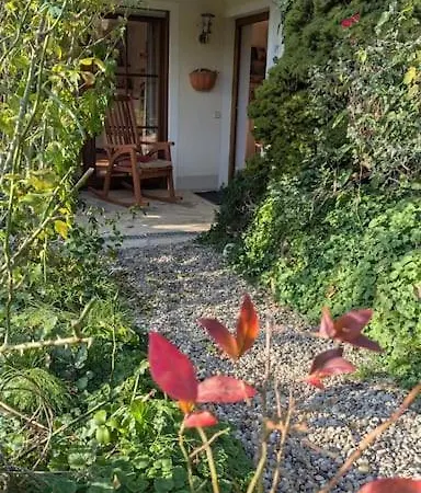 Traumwohnung Mit Eigenem Garten