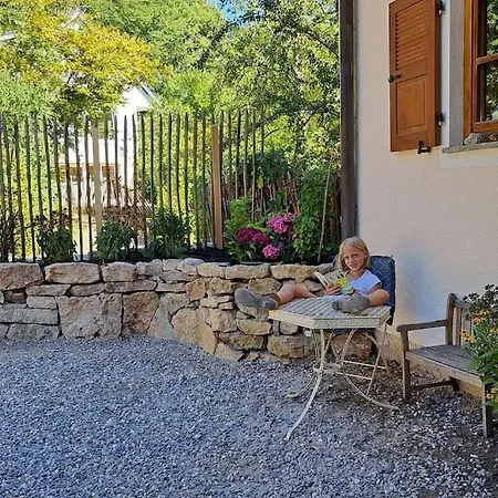 Traumwohnung Mit Eigenem Garten Διαμέρισμα