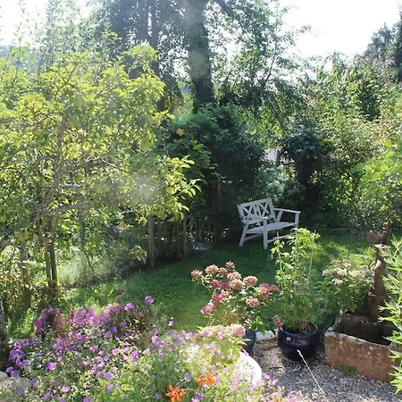 Traumwohnung Mit Eigenem Garten Διαμέρισμα