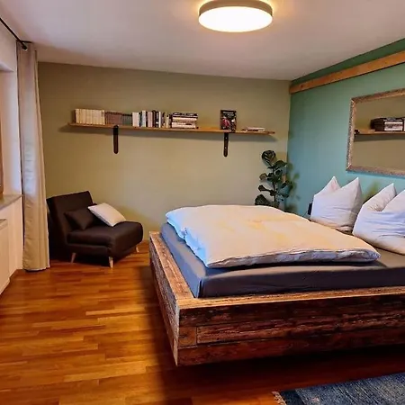 Traumwohnung Mit Eigenem Garten Διαμέρισμα Μπάντενβαϊλερ