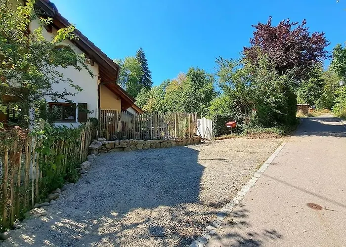 Traumwohnung Mit Eigenem Garten